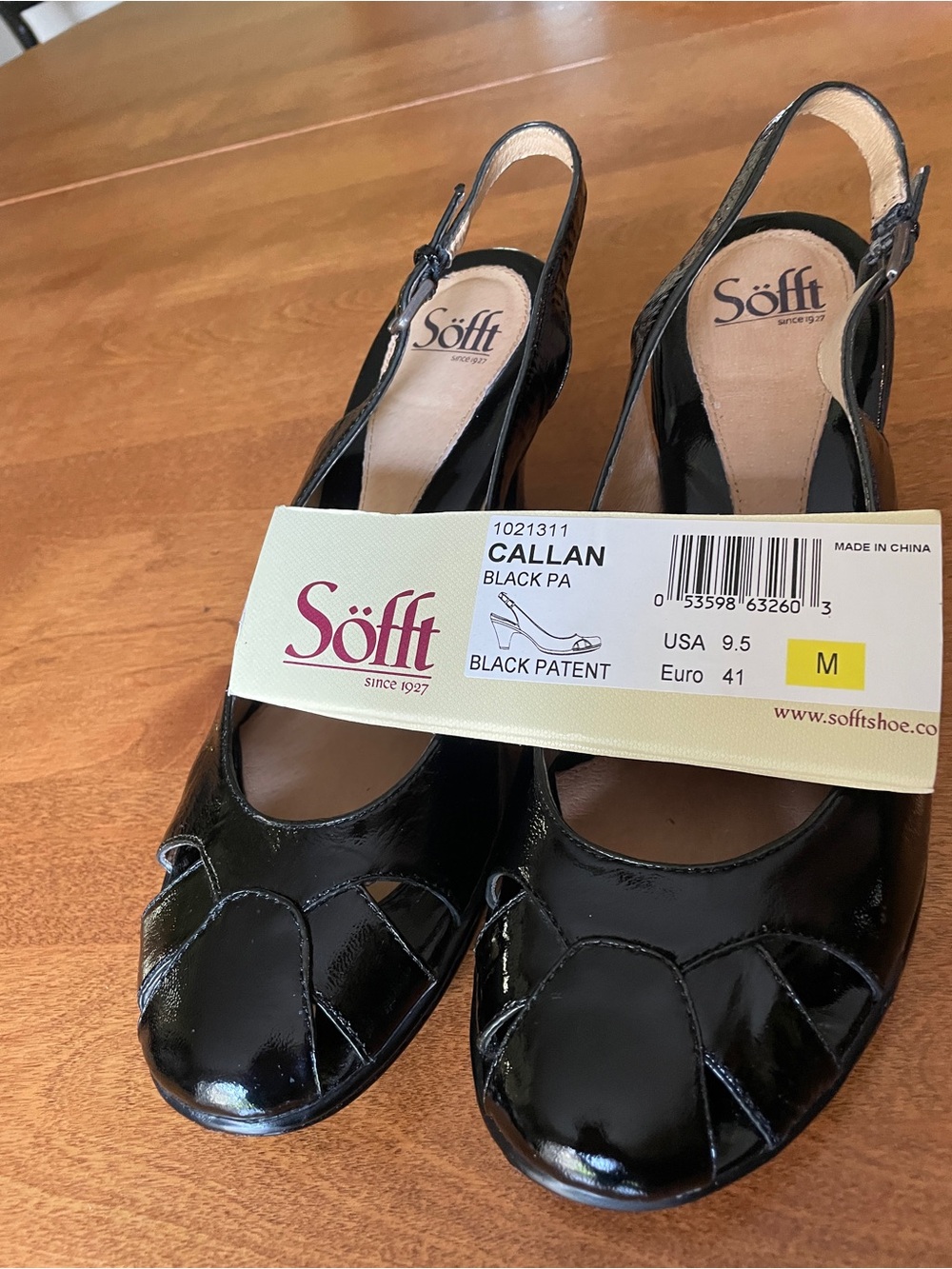 Sofft Callan Black Patent Slingback Pumps
